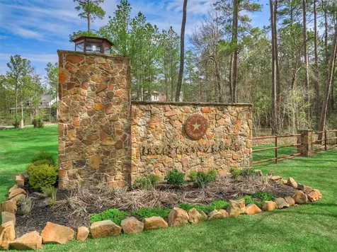 498 Lonestar Road Huntsville TX 77340