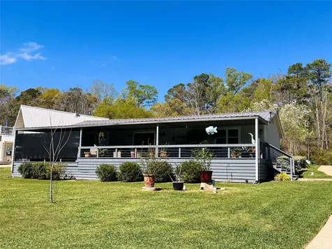 1776 Lakeshore Drive Hemphill TX 75948