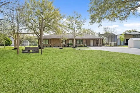 4309 S Elm Avenue Santa Fe TX 77517