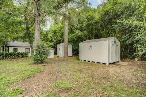 520 Lakeshore Drive Cleveland TX 77327