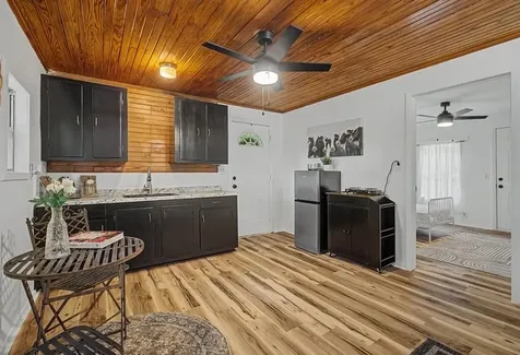 520 Lakeshore Drive Cleveland TX 77327