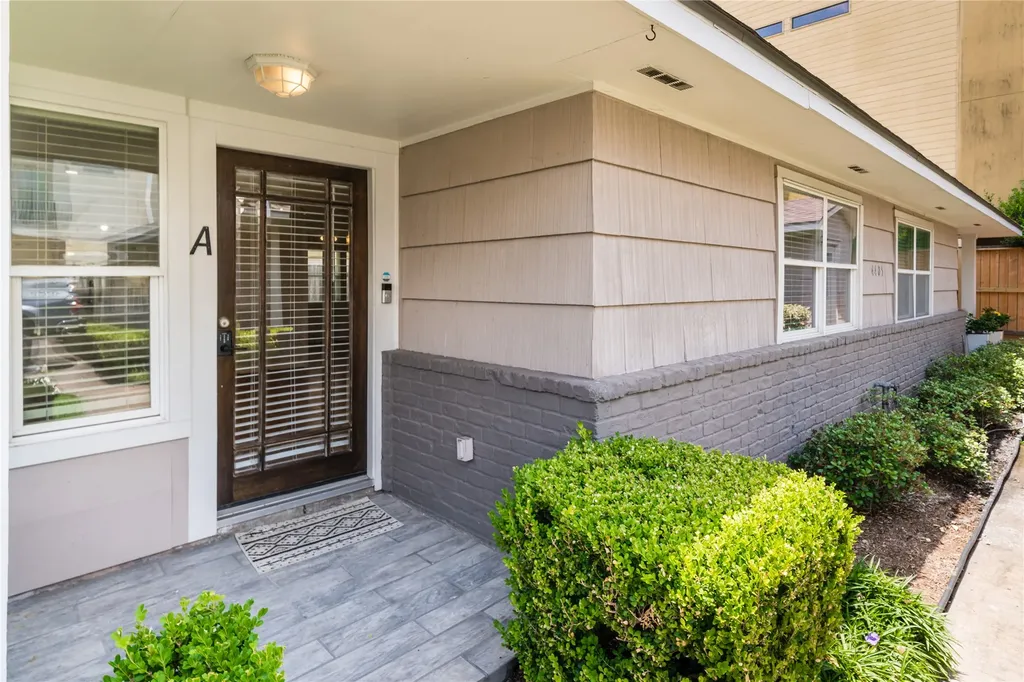 4405 Marina Street A Houston TX 77007
