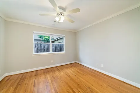 4405 Marina Street A Houston TX 77007