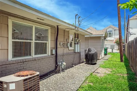 4405 Marina Street A Houston TX 77007
