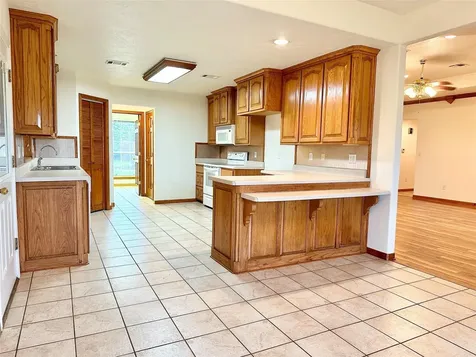 7593 Fm 365 Road Beaumont TX 77705