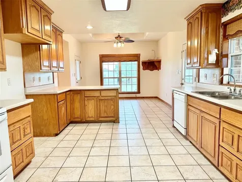 7593 Fm 365 Road Beaumont TX 77705