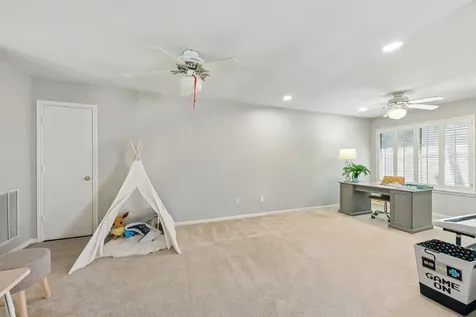 126 Selkirk Drive Sugar Land TX 77479
