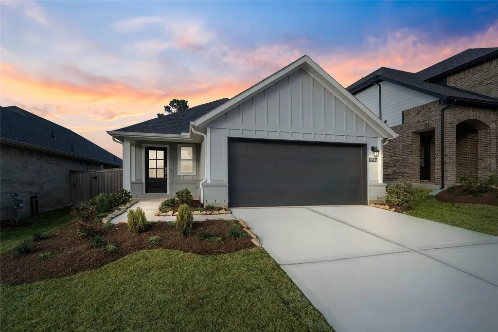 19560 Stripe Hill Bend Montgomery TX 77316