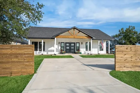 12915 Green Valley Drive Rosharon TX 77583