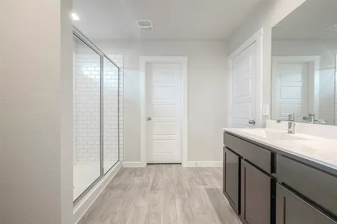 2920 Gunnersbury Drive Houston TX 77047