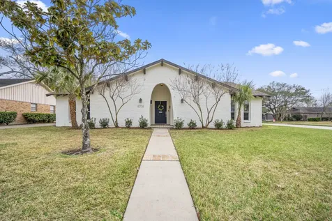 10735 Lynbrook Drive Houston TX 77042