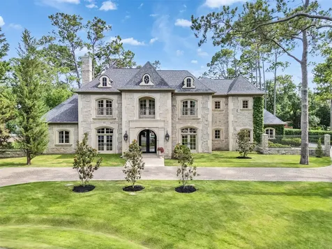11527 Green Oaks Drive Houston TX 77024