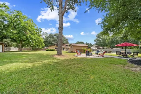 16855 E Maglitto Circle Tomball TX 77377