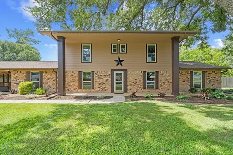 16855 E Maglitto Circle Tomball TX 77377