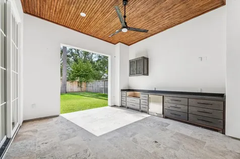 7203 Tickner Street Houston TX 77055