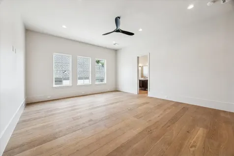 7203 Tickner Street Houston TX 77055