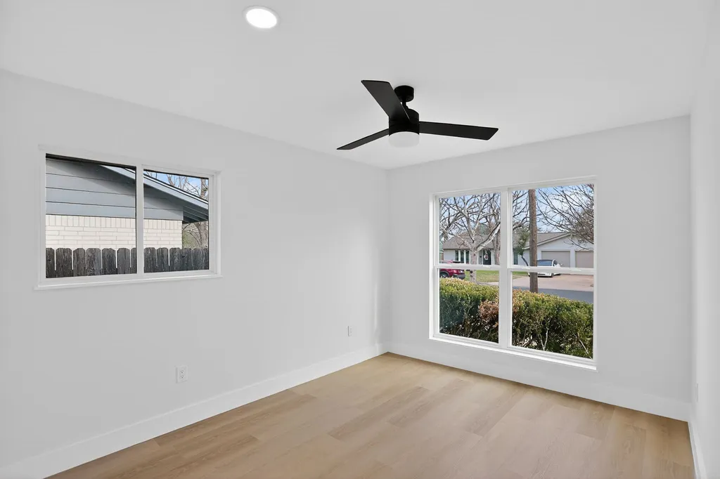 1906 Sunny Brook Drive Austin TX 78723