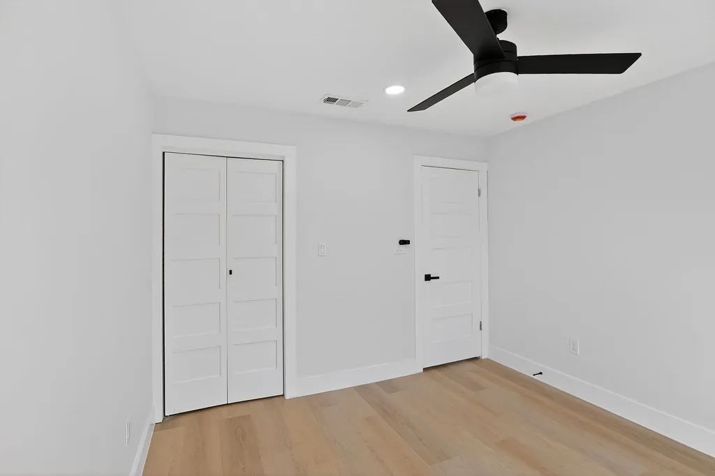 1906 Sunny Brook Drive Austin TX 78723