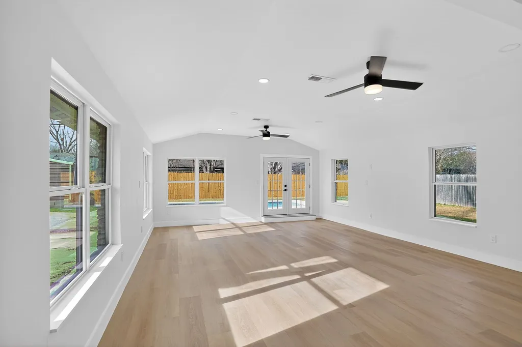 1906 Sunny Brook Drive Austin TX 78723