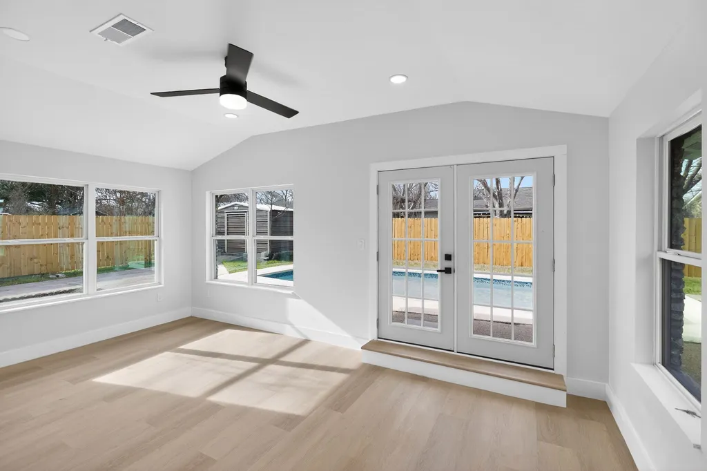 1906 Sunny Brook Drive Austin TX 78723