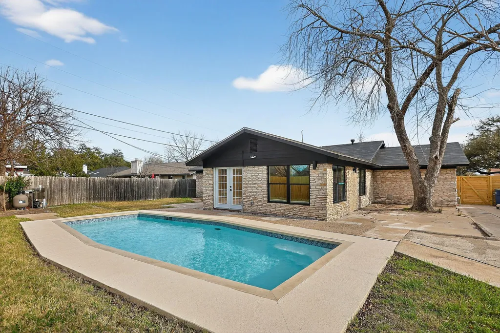 1906 Sunny Brook Drive Austin TX 78723