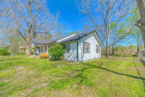 615 E 1st Street Groveton TX 75845