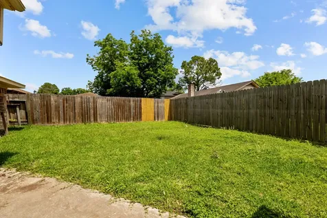 6619 Indian Lake Drive Houston TX 77489