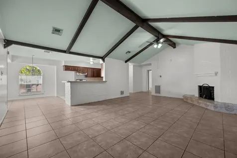 6619 Indian Lake Drive Houston TX 77489
