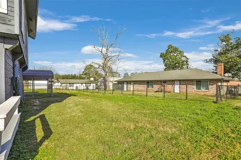 61 S Hilltop Street Point Blank TX 77364