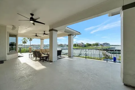 2240 Marina Way Kemah TX 77565