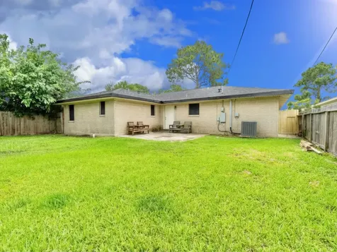 2918 16th Avenue N Texas City TX 77590