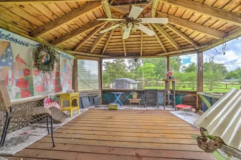 112 Persimmon Lane Lake Jackson TX 77566