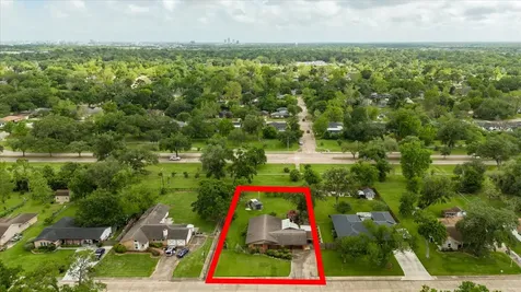 112 Persimmon Lane Lake Jackson TX 77566