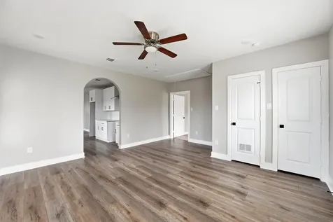 5715 Enid Street Houston TX 77009