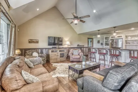 1237 Private Road 2181 Giddings TX 78942