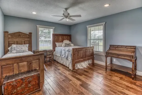 1237 Private Road 2181 Giddings TX 78942