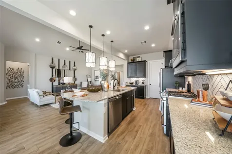 2702 Peach Valley Road Brookshire TX 77423