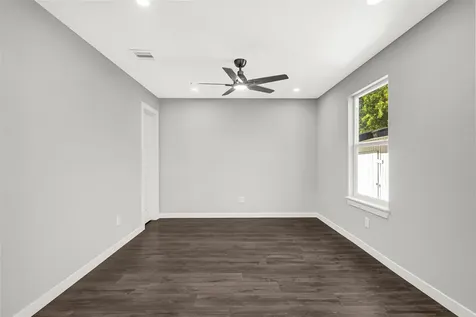 2811 Amboy Street Houston TX 77026