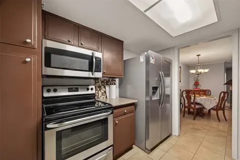 3834 Laura Leigh Drive Friendswood TX 77546