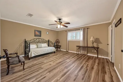 3834 Laura Leigh Drive Friendswood TX 77546