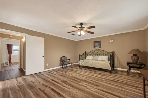 3834 Laura Leigh Drive Friendswood TX 77546