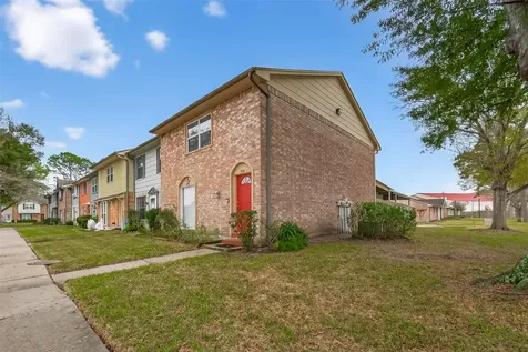 3834 Laura Leigh Drive Friendswood TX 77546