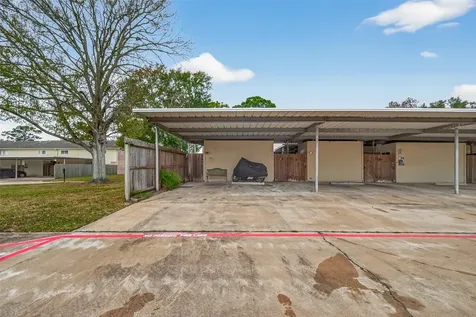 3834 Laura Leigh Drive Friendswood TX 77546