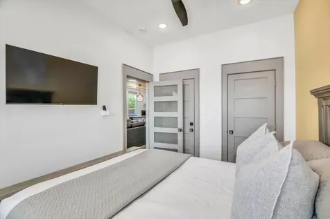 2401 33rd Street Galveston TX 77550