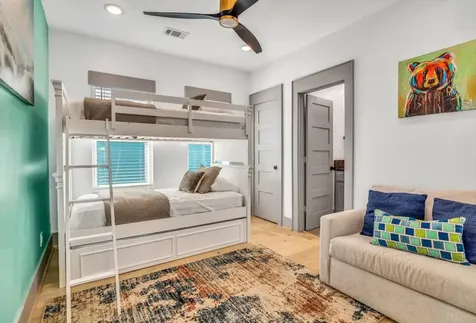 2401 33rd Street Galveston TX 77550