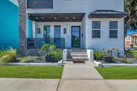 2401 33rd Street Galveston TX 77550