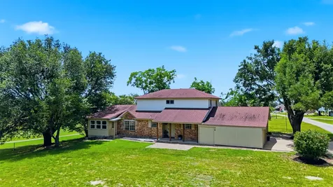 22 Patio Drive Hilltop Lakes TX 77871