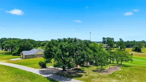 22 Patio Drive Hilltop Lakes TX 77871