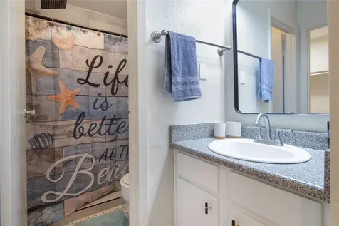 3506 Cove View Boulevard 1311 Galveston TX 77554