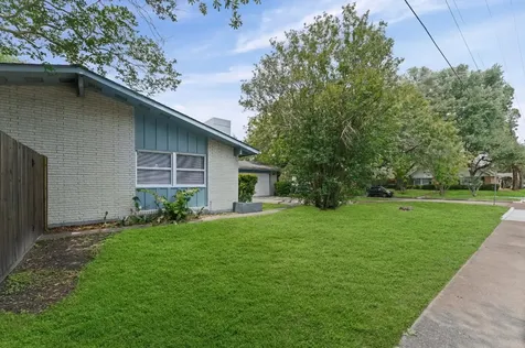 8103 Mobud Drive Houston TX 77036